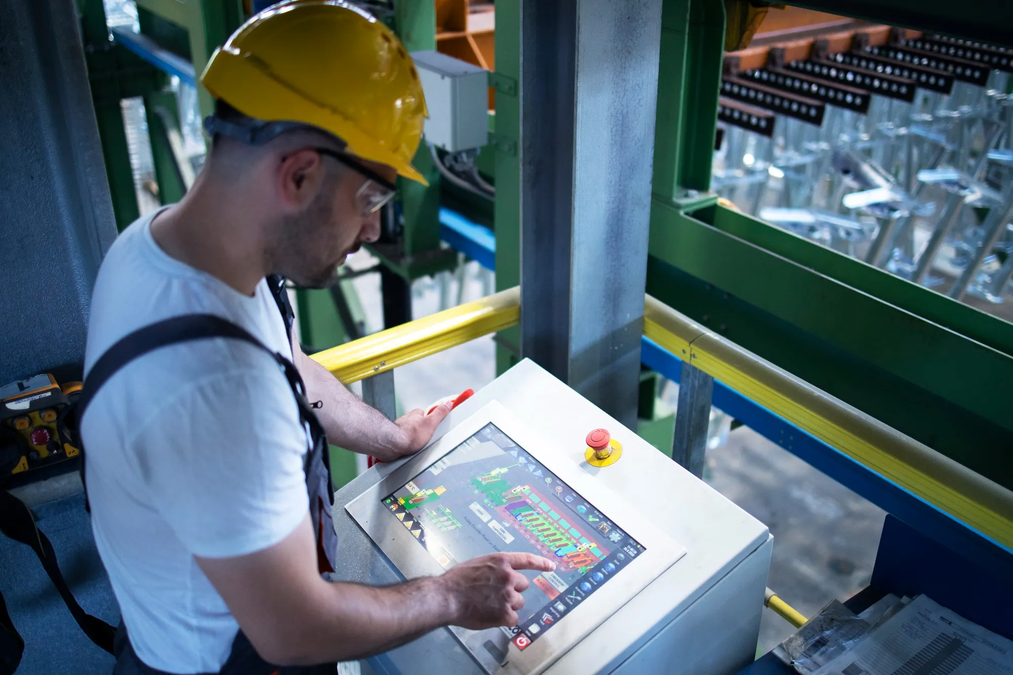 Evaluación de riesgos en maquinaria y equipo factores clave en la seguridad industrial